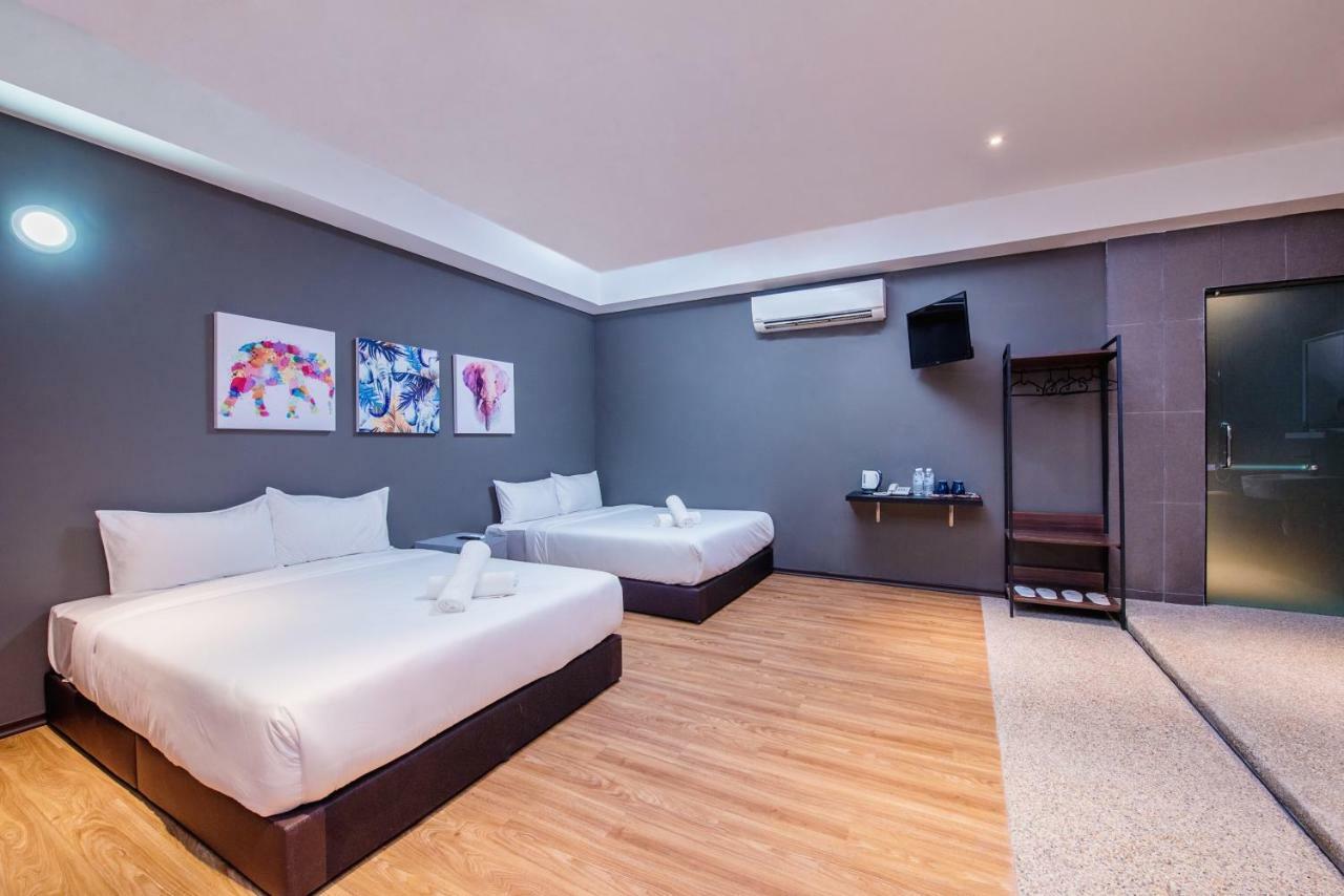 Nap Hotel Johor Bahru Exterior foto